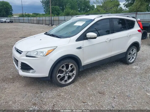 1FMCU9J90GUC76504 2016 FORD ESCAPE - Image 2