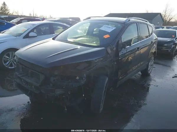 1FMCU9J90HUA03256 2017 FORD ESCAPE - Image 2