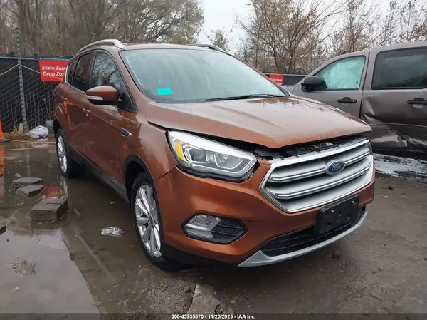 1FMCU9J90HUA22910 2017 FORD ESCAPE - Image 1