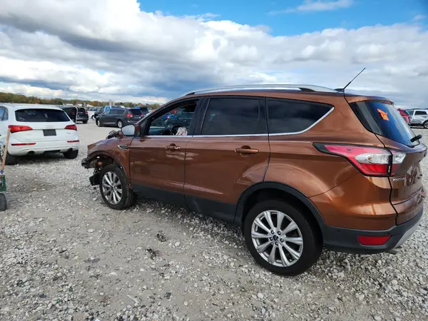 1FMCU9J90HUA63764 2017 FORD ESCAPE - Image 2