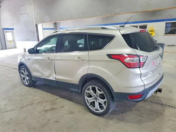 1FMCU9J90HUA68026 2017 FORD ESCAPE - Image 2