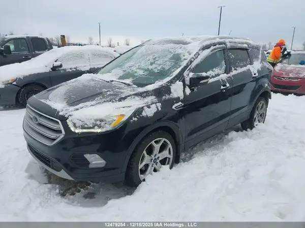 1FMCU9J90HUA71153 2017 FORD ESCAPE - Image 2
