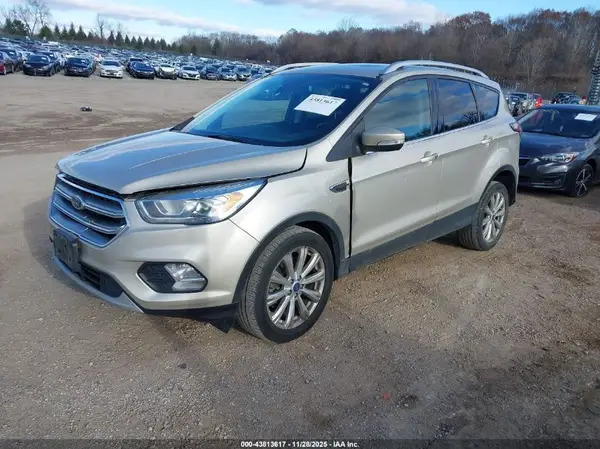 1FMCU9J90HUA77065 2017 FORD ESCAPE - Image 2