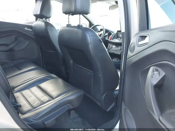 1FMCU9J90HUA77065 2017 FORD ESCAPE - Image 8