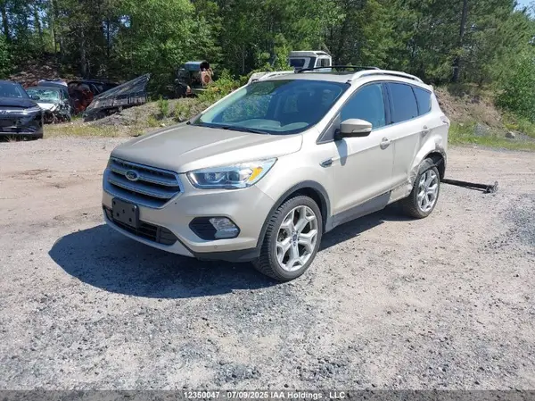 1FMCU9J90HUB24661 2017 FORD ESCAPE - Image 2