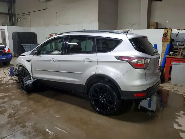 1FMCU9J90HUB41587 2017 FORD ESCAPE - Image 2