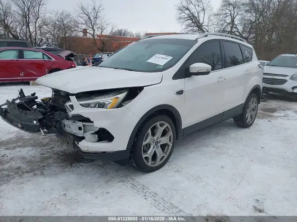 1FMCU9J90HUB43453 2017 FORD ESCAPE - Image 2