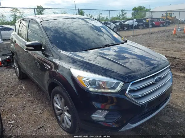 1FMCU9J90HUC44606 2017 FORD ESCAPE - Image 1