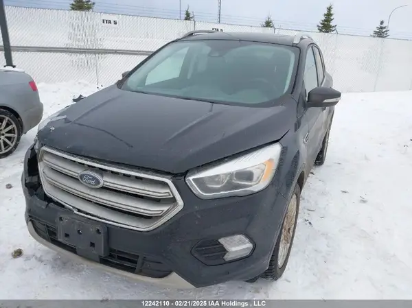 1FMCU9J90HUD00110 2017 FORD ESCAPE - Image 2