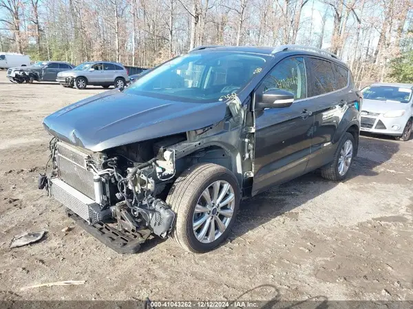 1FMCU9J90HUD55656 2017 FORD ESCAPE - Image 2