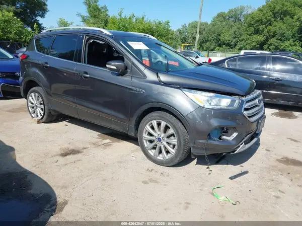 1FMCU9J90HUE08002 2017 FORD ESCAPE - Image 1