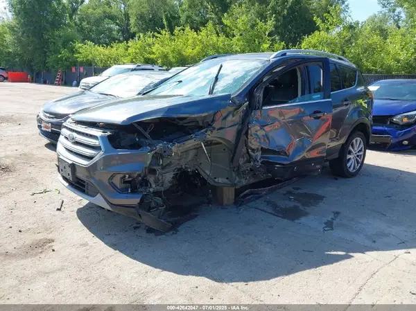 1FMCU9J90HUE08002 2017 FORD ESCAPE - Image 2