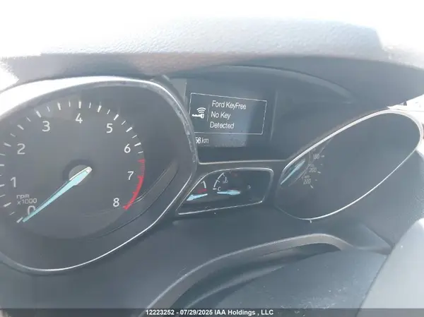 1FMCU9J90HUE60102 2017 FORD ESCAPE - Image 8