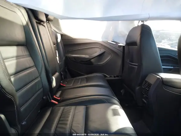 1FMCU9J90JUA01707 2018 FORD ESCAPE - Image 8