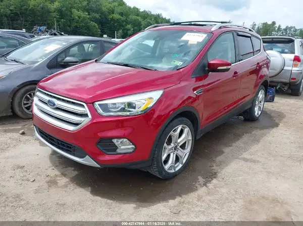 1FMCU9J90JUA02369 2018 FORD ESCAPE - Image 2