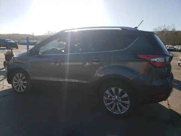 1FMCU9J90JUA23402 2018 FORD ESCAPE - Image 2