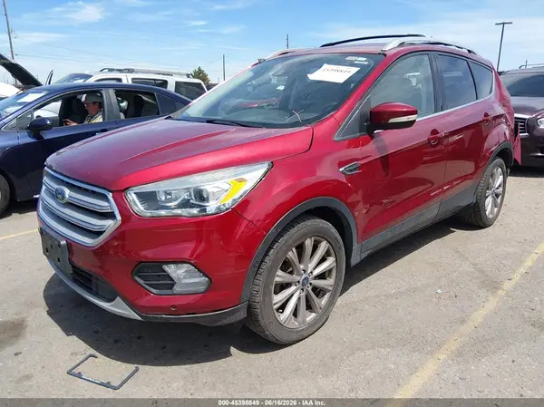 1FMCU9J90JUA78237 2018 FORD ESCAPE - Image 2