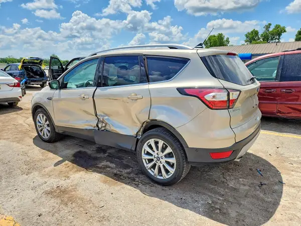1FMCU9J90JUB83540 2018 FORD ESCAPE - Image 2