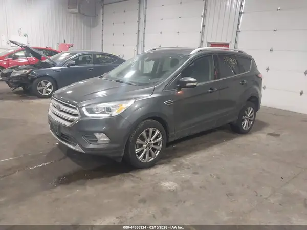 1FMCU9J90JUB83988 2018 FORD ESCAPE - Image 2