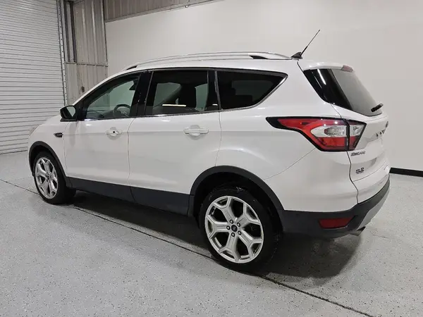 1FMCU9J90JUC67390 2018 FORD ESCAPE - Image 2