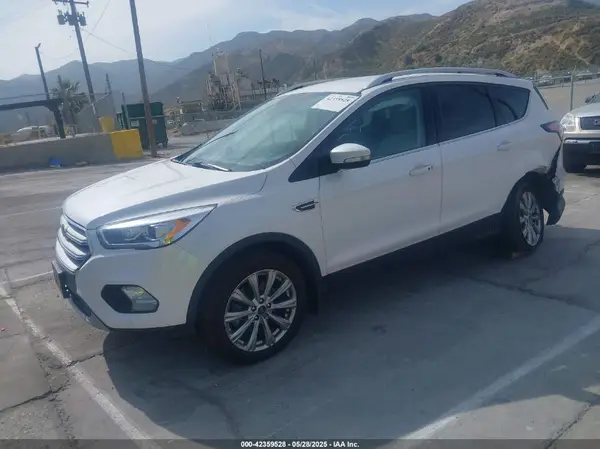 1FMCU9J90JUC89681 2018 FORD ESCAPE - Image 2