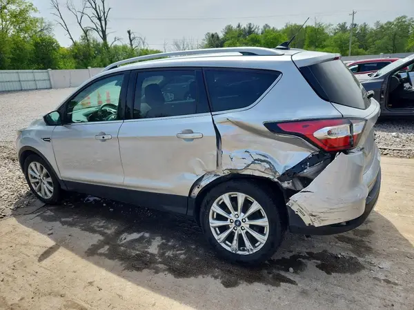 1FMCU9J90JUD28057 2018 FORD ESCAPE - Image 2