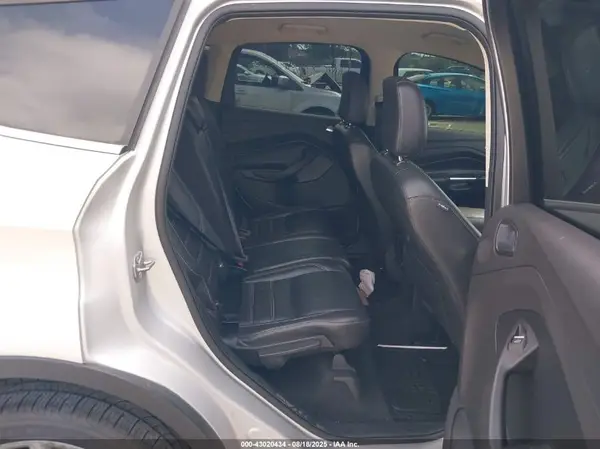 1FMCU9J90KUA13714 2019 FORD ESCAPE - Image 8