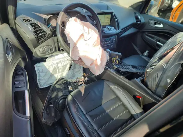 1FMCU9J90KUA26219 2019 FORD ESCAPE - Image 8