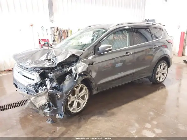 1FMCU9J90KUB27793 2019 FORD ESCAPE - Image 2