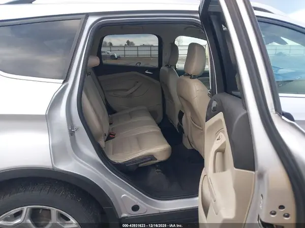 1FMCU9J90KUB29009 2019 FORD ESCAPE - Image 8