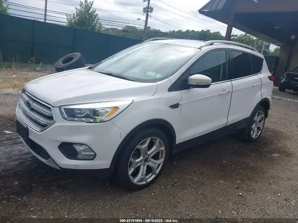 1FMCU9J90KUB43427 2019 FORD ESCAPE - Image 2