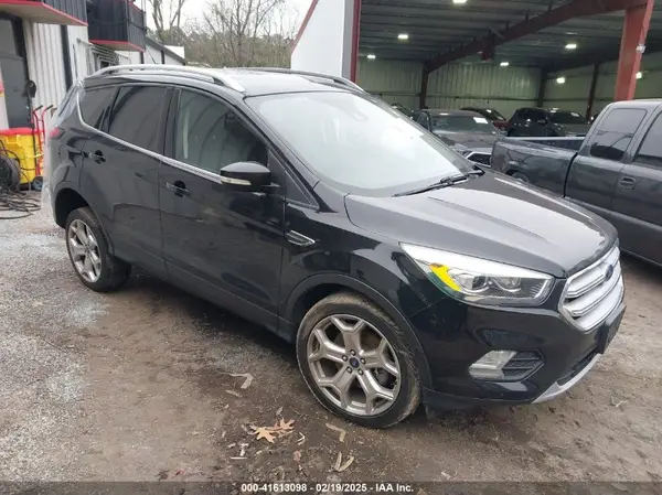 1FMCU9J90KUB49048 2019 FORD ESCAPE - Image 1