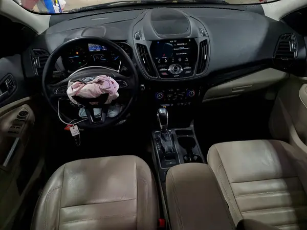 1FMCU9J90KUB61135 2019 FORD ESCAPE - Image 8