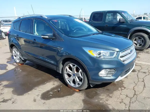 1FMCU9J90KUB69249 2019 FORD ESCAPE - Image 1