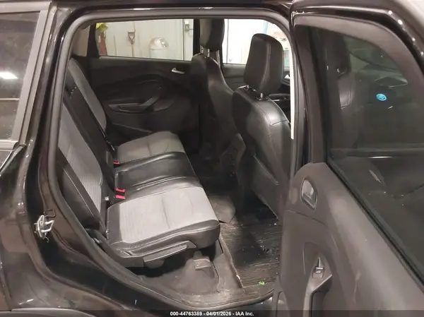 1FMCU9J90KUC13170 2019 FORD ESCAPE - Image 8