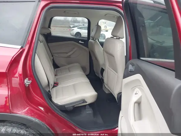 1FMCU9J90KUC26341 2019 FORD ESCAPE - Image 8