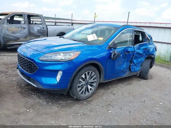 1FMCU9J90LUB07318 2020 FORD ESCAPE - Image 2
