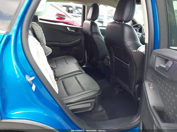 1FMCU9J90LUB07318 2020 FORD ESCAPE - Image 8