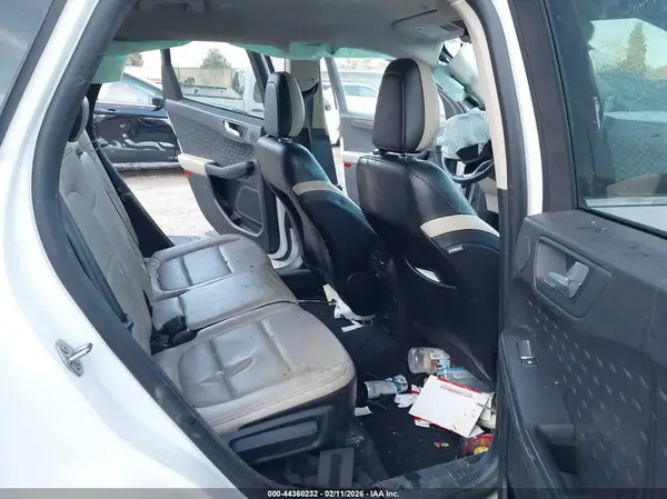 1FMCU9J90LUB15645 2020 FORD ESCAPE - Image 8