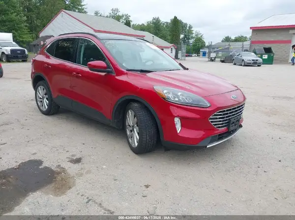 1FMCU9J90MUA33755 2021 FORD ESCAPE - Image 1
