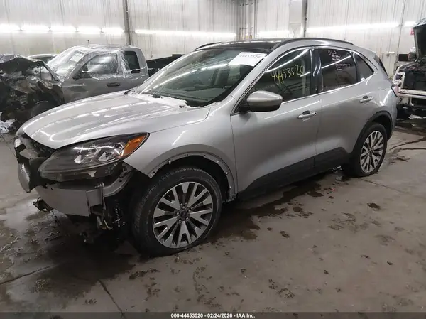 1FMCU9J90MUA56047 2021 FORD ESCAPE - Image 2