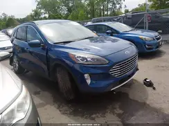 1FMCU9J90NUA76672 2022 FORD ESCAPE
