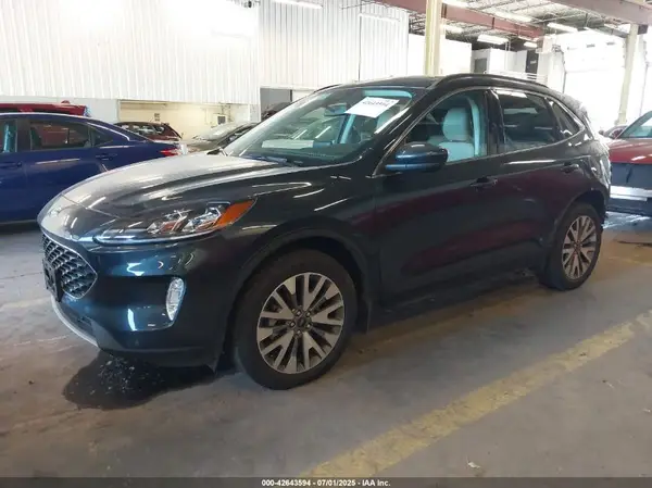 1FMCU9J90NUB36532 2022 FORD ESCAPE - Image 2