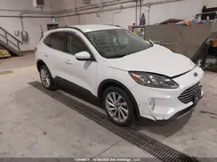 1FMCU9J90NUB42914 2022 FORD ESCAPE