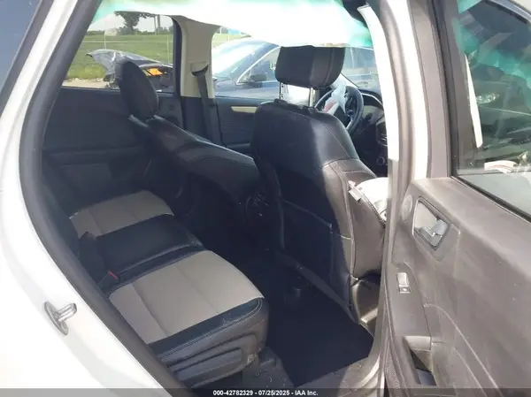 1FMCU9J90NUB49409 2022 FORD ESCAPE - Image 8