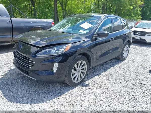 1FMCU9J90NUB61267 2022 FORD ESCAPE - Image 2