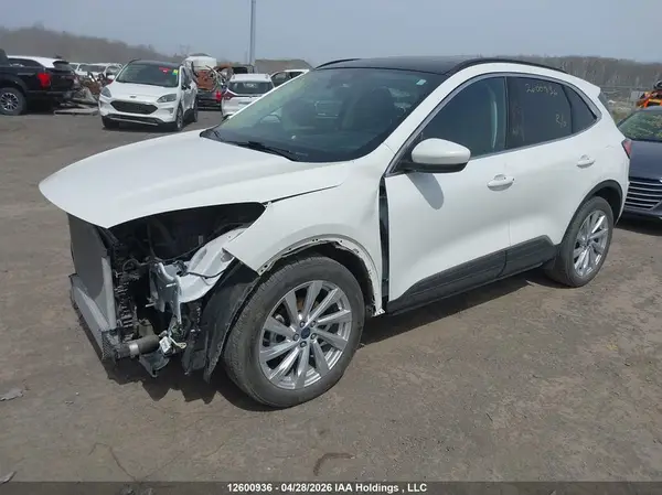 1FMCU9J90NUB82202 2022 FORD ESCAPE - Image 2