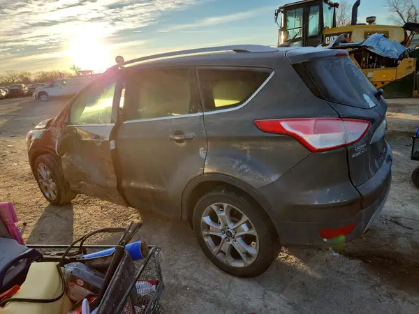 1FMCU9J91GUA14586 2016 FORD ESCAPE - Image 2
