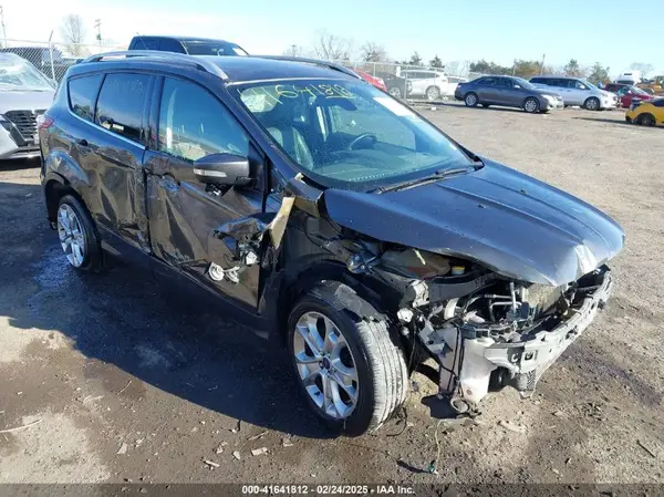 1FMCU9J91GUA72102 2016 FORD ESCAPE - Image 1