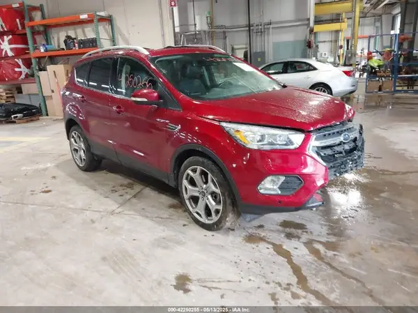 1FMCU9J91HUA33382 2017 FORD ESCAPE - Image 1
